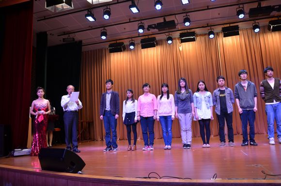 002 校长助理、教务处长尹雷方介绍“东海技能之星”的获奖情况 2.jpg