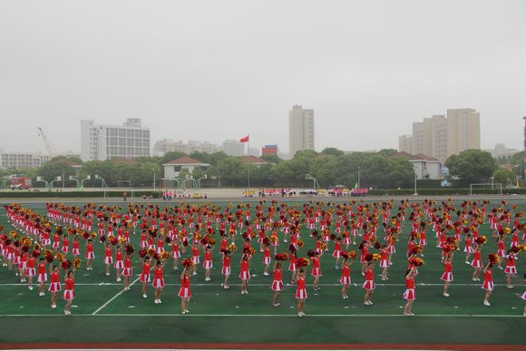 IMG_2901 大型团体操“激情飞扬,超越梦想”表演1.jpg